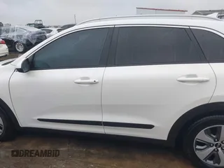 2020 Kia Niro LX with VIN KNDCB3LC2L5435978, listed as a IAAI auction lot 41902940 with 49,320 mi miles and . Bid and sale history available at DreamBid. Image 14.