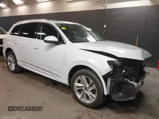 2023 Audi Q7 Premium Plus with VIN WA1LXBF74PD001609, listed as a IAAI auction lot 41668353 with 31,005 mi miles. Bid and sale history available at carsss.com. Image 1.