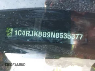 2022 Jeep Grand Cherokee Limited z VIN 1C4RJKBG9N8535377, wystawiony jako IAAI lot #41838532 z przebiegiem Nie podano mil oraz . Historia ofert i sprzedaży dostępna na DreamBid. Obrazek 9.
