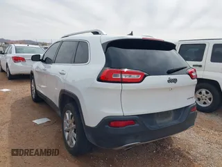 2016 Jeep Cherokee Limited with VIN 1C4PJLDB4GW233315, listed as a IAAI auction lot 41788329 with 116,174 mi miles. Bid and sale history available at carsss.com. Image 14.