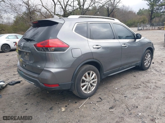 2017 Nissan Rogue SL with VIN 5N1AT2MT7HC863864, listed as a IAAI auction lot 41257835 with 167,597 mi miles. Bid and sale history available at carsss.com. Image 4.