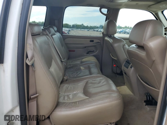 2006 GMC Yukon XL Denali with VIN 1GKFK66U46J101454, listed as a Copart auction lot 42088485 with 0 mi miles and Salvage Title. Bid and sale history available at carsss.com. Image 11.