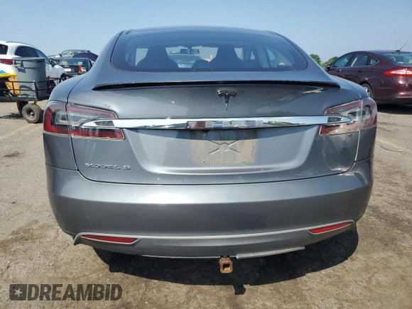 2013 Tesla Model S Performance с VIN 5YJSA1CP5DFP05260, выставлен на аукционе Copart как лот 62391945 с пробегом Не указан миль и Чистый • Clean title. История ставок и продаж доступна на DreamBid. Изображение 6.