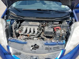 2010 Honda Fit Sport с VIN JHMGE8H44AS021833, выставлен на аукционе IAAI как лот 42707760 с пробегом 109 374 миль миль и . История ставок и продаж доступна на DreamBid. Изображение 10.