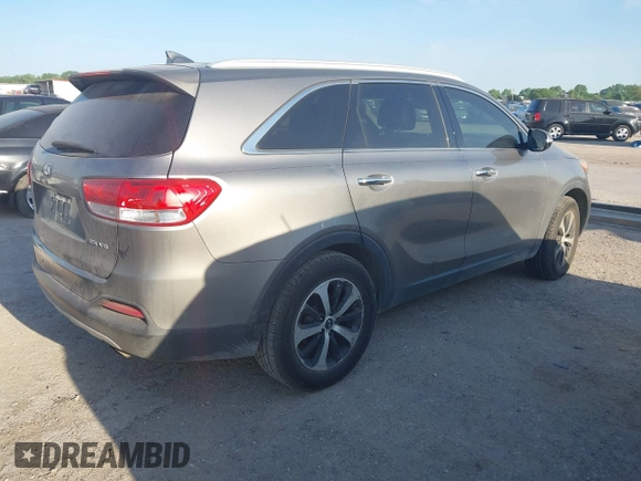2017 Kia Sorento EX V6 with VIN 5XYPH4A58HG298313, listed as a IAAI auction lot 42037937 with 167,097 mi miles. Bid and sale history available at carsss.com. Image 4.