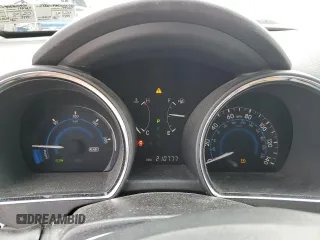 2009 Toyota Highlander Hybrid Limited with VIN JTEEW44A992025930, listed as a Copart auction lot 74084974 with 210,777 mi miles and Salvage Title. Bid and sale history available at carsss.com. Image 9.
