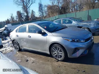 2022 Kia Forte GT-Line with VIN 3KPF54AD9NE471518, listed as a IAAI auction lot 41406646 with 52,913 mi miles. Bid and sale history available at carsss.com. Image 14.