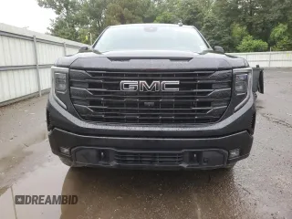 2023 GMC Sierra 1500 Elevation z VIN 3GTUUCE83PG284123, wystawiony jako Copart lot #70041334 z przebiegiem 5 601 mil mil oraz Szkoda całkowita • Salvage title. Historia ofert i sprzedaży dostępna na DreamBid. Obrazek 5.