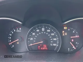 2015 Kia Sorento LX with VIN 5XYKTDA76FG648237, listed as a IAAI auction lot 41717261 with 163,845 mi miles. Bid and sale history available at carsss.com. Image 15.