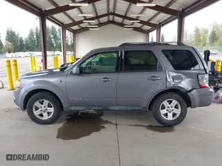 2008 Ford Escape Hybrid with VIN 1FMCU59H08KA06691, listed as a IAAI auction lot 42021967 with 221,067 mi miles. Bid and sale history available at carsss.com. Image 14.