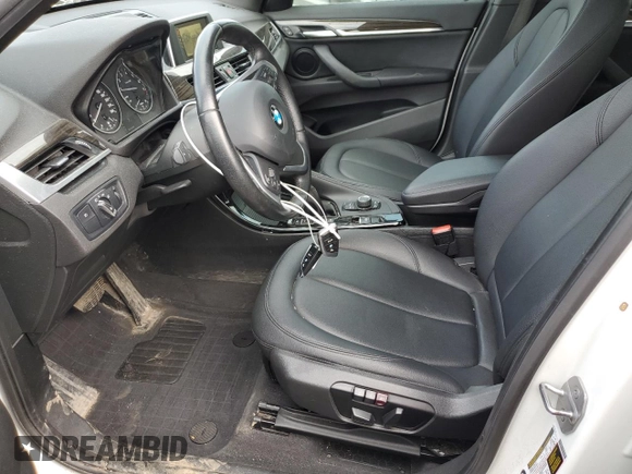 2016 BMW X1 xDrive28i z VIN WBXHT3C38G5F66931, wystawiony jako Copart lot #56720455 z przebiegiem 118 134 mil mil oraz Szkoda całkowita • Salvage title. Historia ofert i sprzedaży dostępna na DreamBid. Obrazek 7.