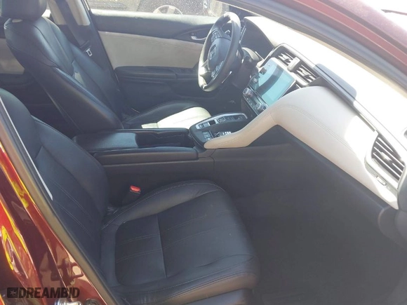 2019 Honda Insight EX with VIN 19XZE4F50KE033237, listed as a IAAI auction lot 41776272 with 80,780 mi miles. Bid and sale history available at carsss.com. Image 5.