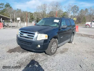 2008 Ford Expedition SSV with VIN 1FMFU15548LA06091, listed as a IAAI auction lot 41704368 with 277,648 mi miles. Bid and sale history available at carsss.com. Image 2.