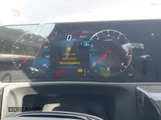 2022 Mercedes-Benz A 220 z VIN W1K3G4FB4NJ367693, wystawiony jako IAAI lot #42101749 z przebiegiem 26 494 mil mil oraz . Historia ofert i sprzedaży dostępna na DreamBid. Obrazek 7.