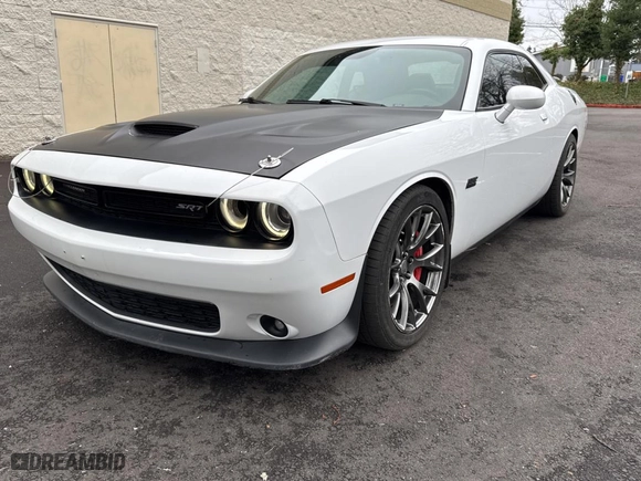 2015 Dodge Challenger SRT 392 with VIN 2C3CDZDJ7FH821968, listed as a Copart auction lot 46190535 with NaN miles and Salvage Title. Bid and sale history available at carsss.com. Image 2.