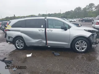 2023 Toyota Sienna XSE with VIN 5TDDSKFC8PS106342, listed as a IAAI auction lot 42290000 with 13,420 mi miles and . Bid and sale history available at DreamBid. Image 13.