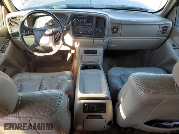 2001 Chevrolet Suburban LS with VIN 3GNFK16T51G242878, listed as a Copart auction lot 43081045 with 253,526 mi miles and Salvage Title. Bid and sale history available at carsss.com. Image 8.
