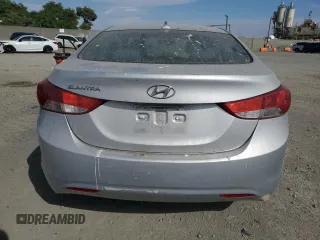 2013 Hyundai Elantra GLS с VIN KMHDH4AE9DU726235, выставлен на аукционе Copart как лот 59017135 с пробегом Не указан миль и Списание • Salvage title. История ставок и продаж доступна на DreamBid. Изображение 6.