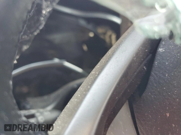 2019 Jeep Grand Cherokee Laredo E z VIN 1C4RJEAG8KC556538, wystawiony jako Copart lot #50733865 z przebiegiem Nie podano mil oraz Nie do naprawy • Non repairable. Historia ofert i sprzedaży dostępna na DreamBid. Obrazek 9.