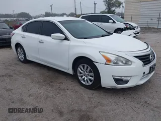 2015 Nissan Altima 2.5 SL with VIN 1N4AL3AP0FN894446, listed as a IAAI auction lot 41199872 with 166,063 mi miles. Bid and sale history available at carsss.com. Image 1.