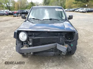 2015 Jeep Patriot Latitude with VIN 1C4NJRFB4FD339944, listed as a Copart auction lot 55664735 with 84,017 mi miles and Clean title. Bid and sale history available at DreamBid. Image 5.