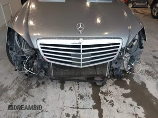 2010 Mercedes-Benz S 400 with VIN WDDNG9FB7AA303552, listed as a IAAI auction lot 41988275 with 208,147 mi miles and . Bid and sale history available at DreamBid. Image 6.