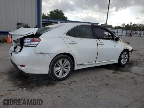 2011 Lexus HS 250h z VIN JTHBB1BA1B2043914, wystawiony jako Copart lot #51455045 z przebiegiem Nie podano mil oraz Nie do naprawy • Non repairable. Historia ofert i sprzedaży dostępna na DreamBid. Obrazek 3.