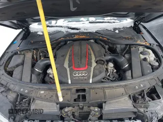 2014 Audi S8 with VIN WAUD2AFD8EN011752, listed as a IAAI auction lot 41556173 with 115,648 mi miles. Bid and sale history available at carsss.com. Image 10.