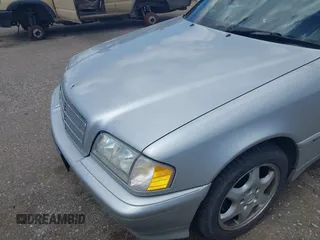 1999 Mercedes-Benz C 230/260/280/320 with VIN WDBHA29G1XA781478, listed as a IAAI auction lot 42051212 with Not Provided miles and . Bid and sale history available at DreamBid. Image 6.