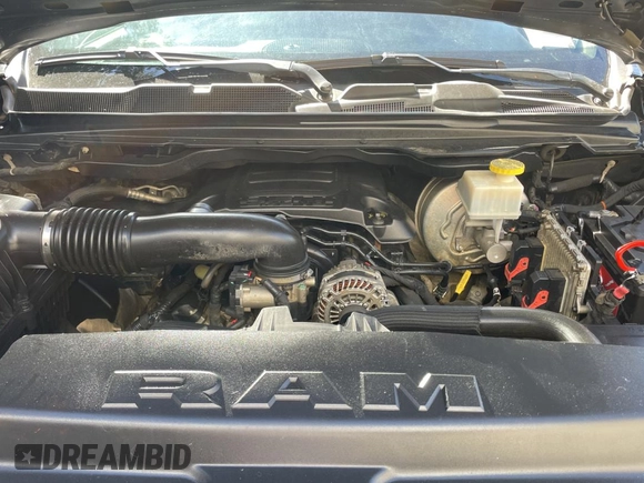 2019 Ram 1500 Tradesman z VIN 1C6SRFCT8KN585978, wystawiony jako Copart lot #78004934 z przebiegiem 102 838 mil mil oraz Czysty tytuł • Clean title. Historia ofert i sprzedaży dostępna na DreamBid. Obrazek 7.