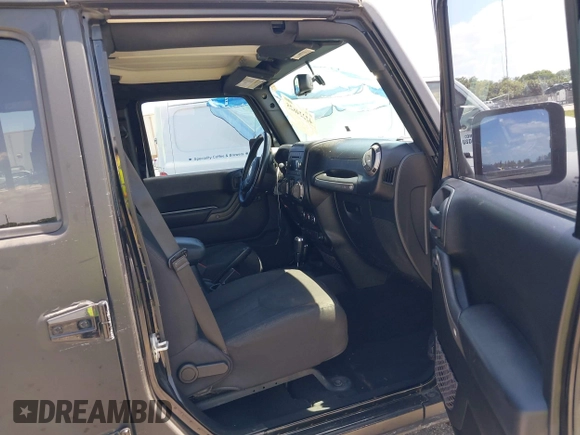 2016 Jeep Wrangler Unlimited Sport с VIN 1C4BJWDG8GL329912, выставлен на аукционе IAAI как лот 42224625 с пробегом 115 367 миль миль и . История ставок и продаж доступна на DreamBid. Изображение 5.