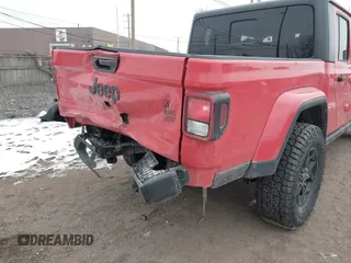 2021 Jeep Gladiator Willys с VIN 1C6HJTAG6ML550649, выставлен на аукционе IAAI как лот 41530585 с пробегом 119 002 миль миль и . История ставок и продаж доступна на DreamBid. Изображение 18.