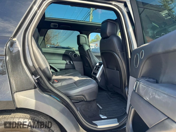2018 Land Rover Range Rover Sport HSE with VIN SALWR2RVXJA414725, listed as a Copart auction lot 52300335 with 77,046 mi miles and Clean Title. Bid and sale history available at carsss.com. Image 6.
