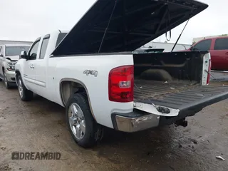2011 Chevrolet Silverado 1500 LT with VIN 1GCRKSE32BZ176823, listed as a IAAI auction lot 41957809 with 136,759 mi miles and . Bid and sale history available at DreamBid. Image 3.