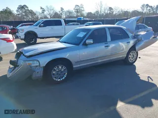2007 Mercury Grand Marquis GS with VIN 2MEFM74V27X612272, listed as a IAAI auction lot 41433562 with 181,088 mi miles. Bid and sale history available at carsss.com. Image 17.