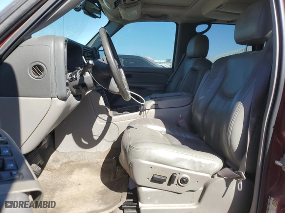 2004 Chevrolet Tahoe LT with VIN 1GNEC13Z44R251044, listed as a Copart auction lot 48021795 with 202,105 mi miles and Salvage Title. Bid and sale history available at carsss.com. Image 7.