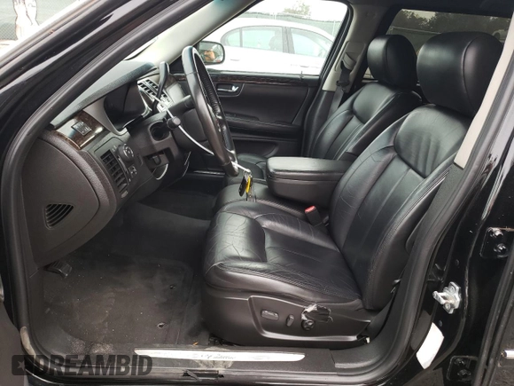 2009 Cadillac DTS Professional Limousine z VIN 1GEEK90Y89U550148, wystawiony jako Copart lot #79937134 z przebiegiem 25 996 mil mil oraz Szkody całkowita. Historia ofert i sprzedaży dostępna na DreamBid. Obrazek 7.