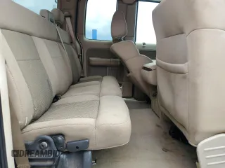 2006 Ford F-150 STX z VIN 1FTRX12W16FB04724, wystawiony jako Copart lot #65361235 z przebiegiem 346 053 mil mil oraz Szkoda całkowita • Salvage title. Historia ofert i sprzedaży dostępna na DreamBid. Obrazek 10.