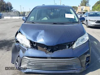 2019 Toyota Sienna XLE with VIN 5TDDZ3DC9KS220976, listed as a IAAI auction lot 41667049 with 92,568 mi miles and . Bid and sale history available at DreamBid. Image 12.