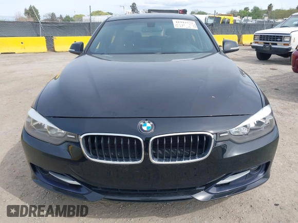 2012 BMW 3 Series 328i with VIN WBA3A5C56CF345904, listed as a IAAI auction lot 41992572 with 136,672 mi miles. Bid and sale history available at carsss.com. Image 6.