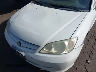2004 Honda Civic EX with VIN 2HGES26824H574322, listed as a IAAI auction lot 41563129 with 179,397 mi miles. Bid and sale history available at carsss.com. Image 13.