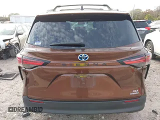 2022 Toyota Sienna XLE with VIN 5TDJRKEC4NS094526, listed as a IAAI auction lot 41399573 with 107,026 mi miles. Bid and sale history available at carsss.com. Image 16.