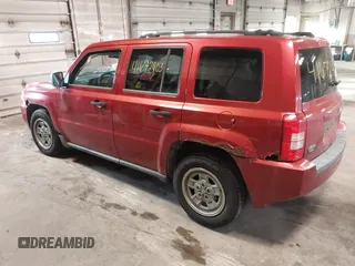 2007 Jeep Patriot Sport with VIN 1J8FT28W67D272456, listed as a IAAI auction lot 41672403 with 132,762 mi miles and . Bid and sale history available at DreamBid. Image 3.