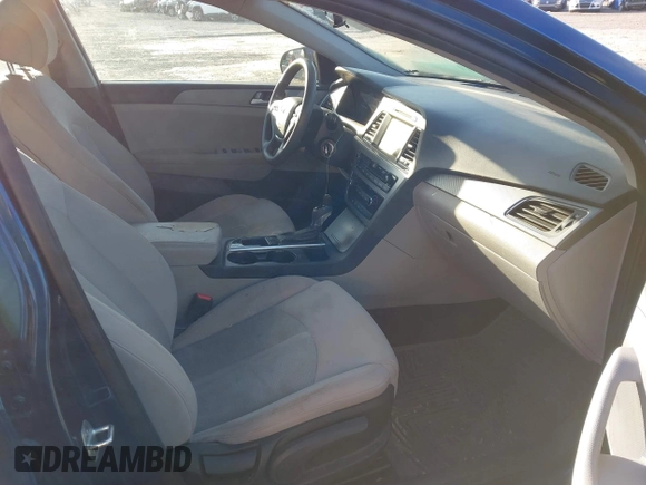 2016 Hyundai Sonata SE with VIN 5NPE24AF1GH333265, listed as a IAAI auction lot 42038162 with 109,346 mi miles and . Bid and sale history available at carsss.com. Image 5.