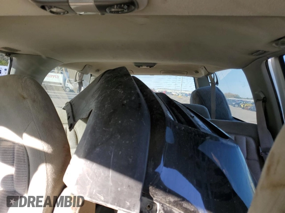 1994 Chevrolet Suburban with VIN 1GNGK26N2RJ373188, listed as a Copart auction lot 75893984 with 221,145 mi miles and Salvage Title. Bid and sale history available at carsss.com. Image 10.