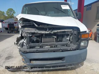 2014 Ford Econoline Passenger XL with VIN 1FBNE3BL5EDB11826, listed as a IAAI auction lot 40860317 with 216,900 mi miles. Bid and sale history available at carsss.com. Image 12.