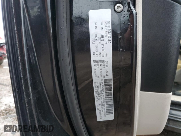 2020 Chrysler Voyager LXi z VIN 2C4RC1DG1LR156747, wystawiony jako Copart lot #80697024 z przebiegiem 118 093 mil mil oraz Nie do naprawy • Non repairable. Historia ofert i sprzedaży dostępna na DreamBid. Obrazek 13.