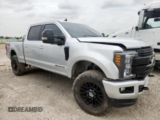 2019 Ford F-250 XL with VIN 1FT7W2BTXKED46644, listed as a Copart auction lot 63229485 with 116,433 mi miles and Salvage title. Bid and sale history available at DreamBid. Image 4.