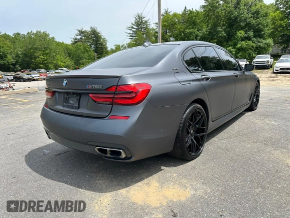 2018 BMW 7 Series M760i xDrive with VIN WBA7H6C54JG614931, listed as a Copart auction lot 59110125 with 71,953 mi miles and Clean title. Bid and sale history available at DreamBid. Image 3.