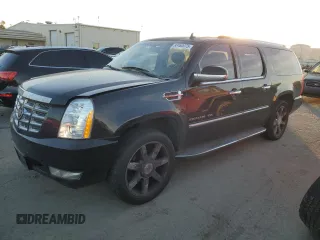2013 Cadillac Escalade ESV Luxury with VIN 1GYS3HEF5DR176131, listed as a Copart auction lot 88460075 with 192,155 mi miles and Salvage title. Bid and sale history available at DreamBid. Image 1.